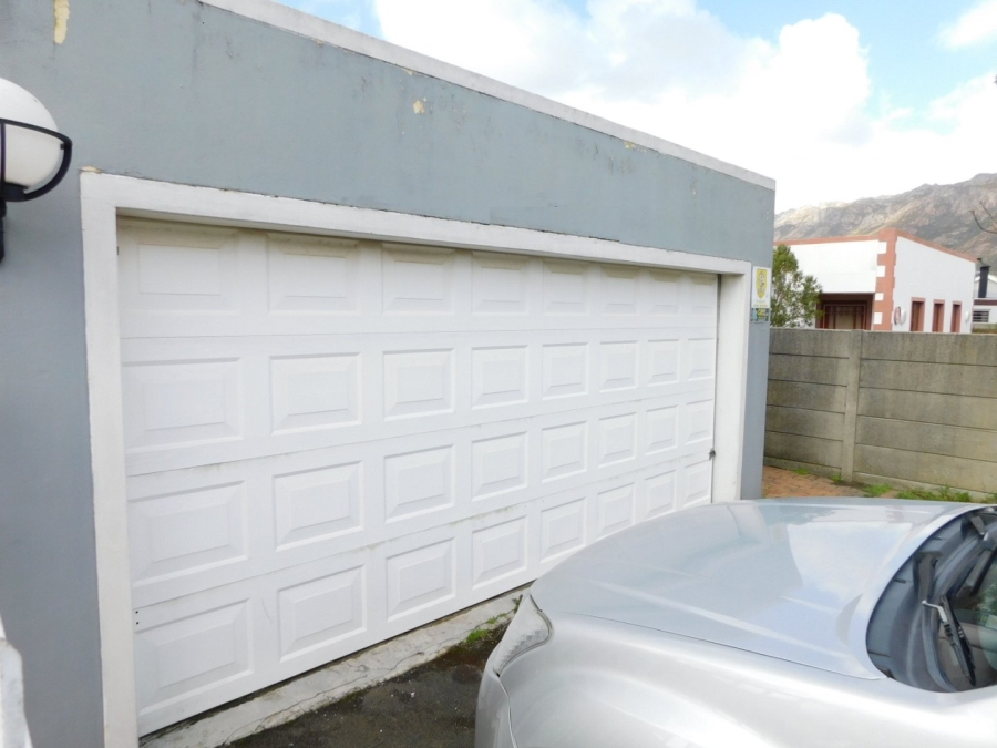 3 Bedroom Property for Sale in Onverwacht Western Cape